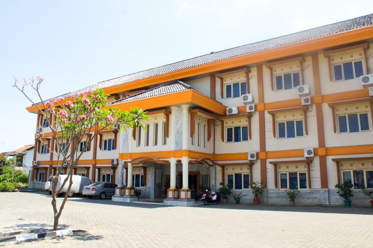 Hotel Wiwi Perkasa 2 Indramayu Exteriér fotografie
